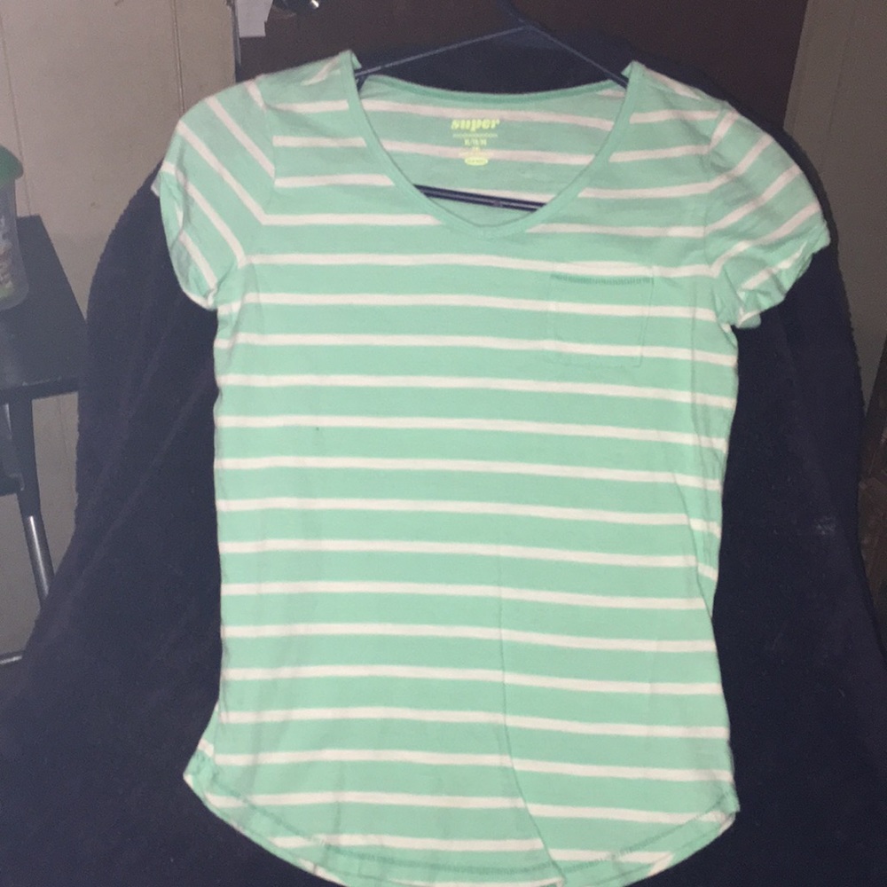 white and blue tee
